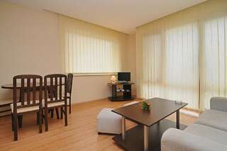 Апарт-отели Messambria Fort Apartments Свети-Влас Роскошные апартаменты с 2 спальнями для 6 человек-2